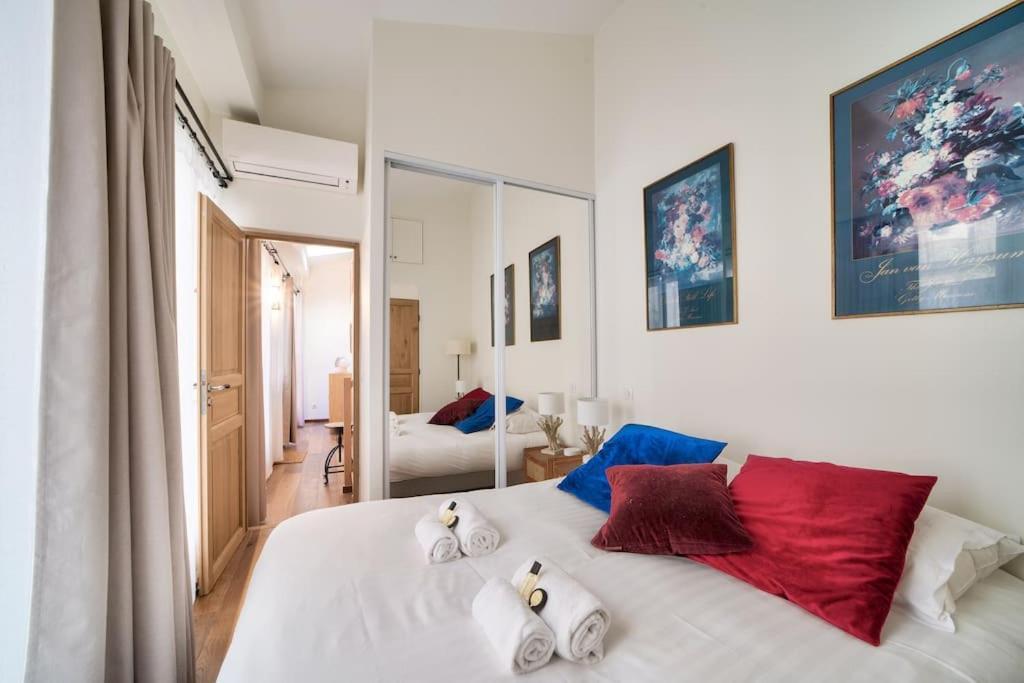 Superbe Maisonnette Neuve Au Coeur De Paris Exteriör bild