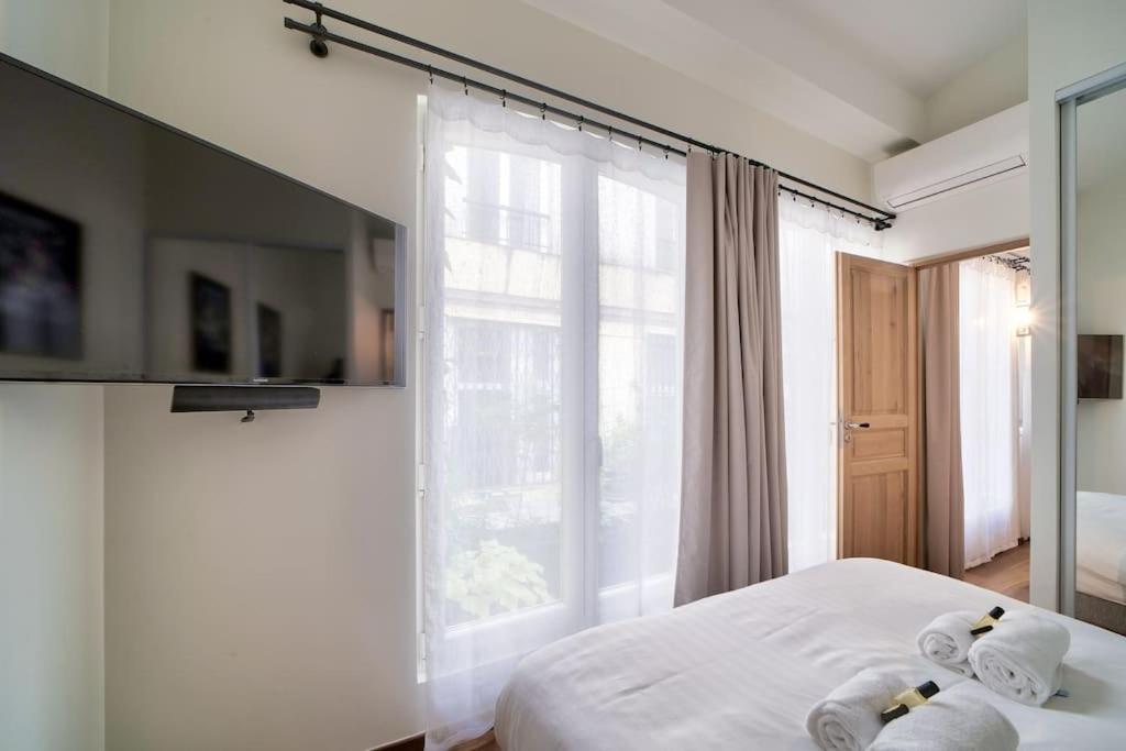 Superbe Maisonnette Neuve Au Coeur De Paris Exteriör bild